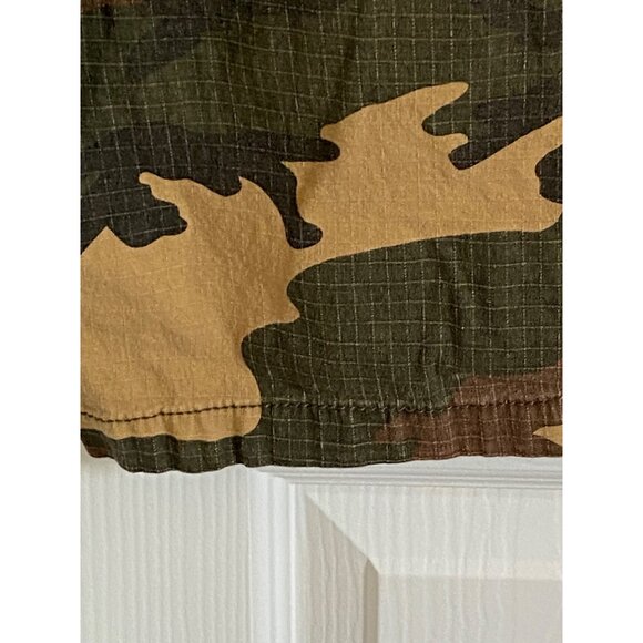 Vintage Beverly Hills Polo Club Mens Camouflage Cargo Shorts With Button Closure - Picture 9 of 12